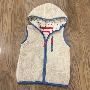 Mini Boden sherpa fleece hooded vest size 3-4Y